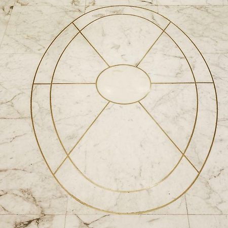 Duomo Luxury Apartment Milan Bagian luar foto