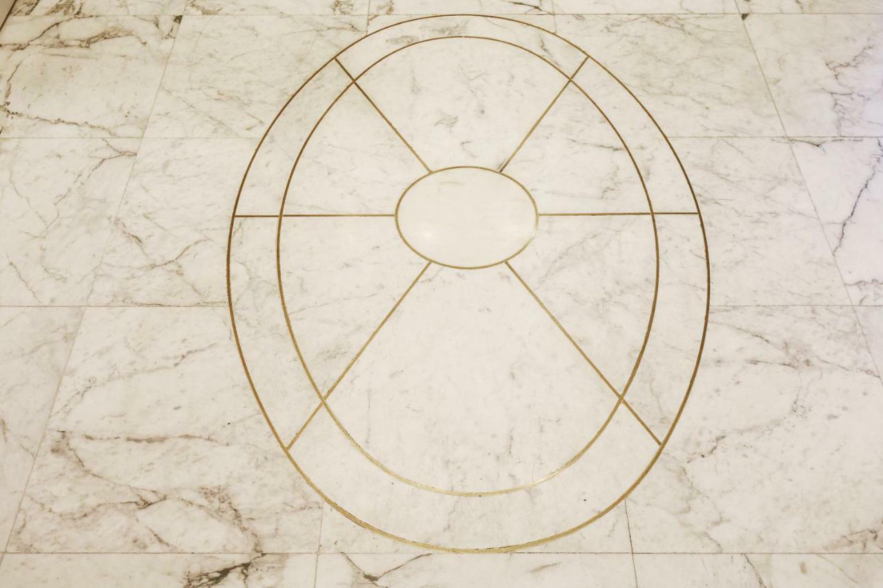 Duomo Luxury Apartment Milan Bagian luar foto